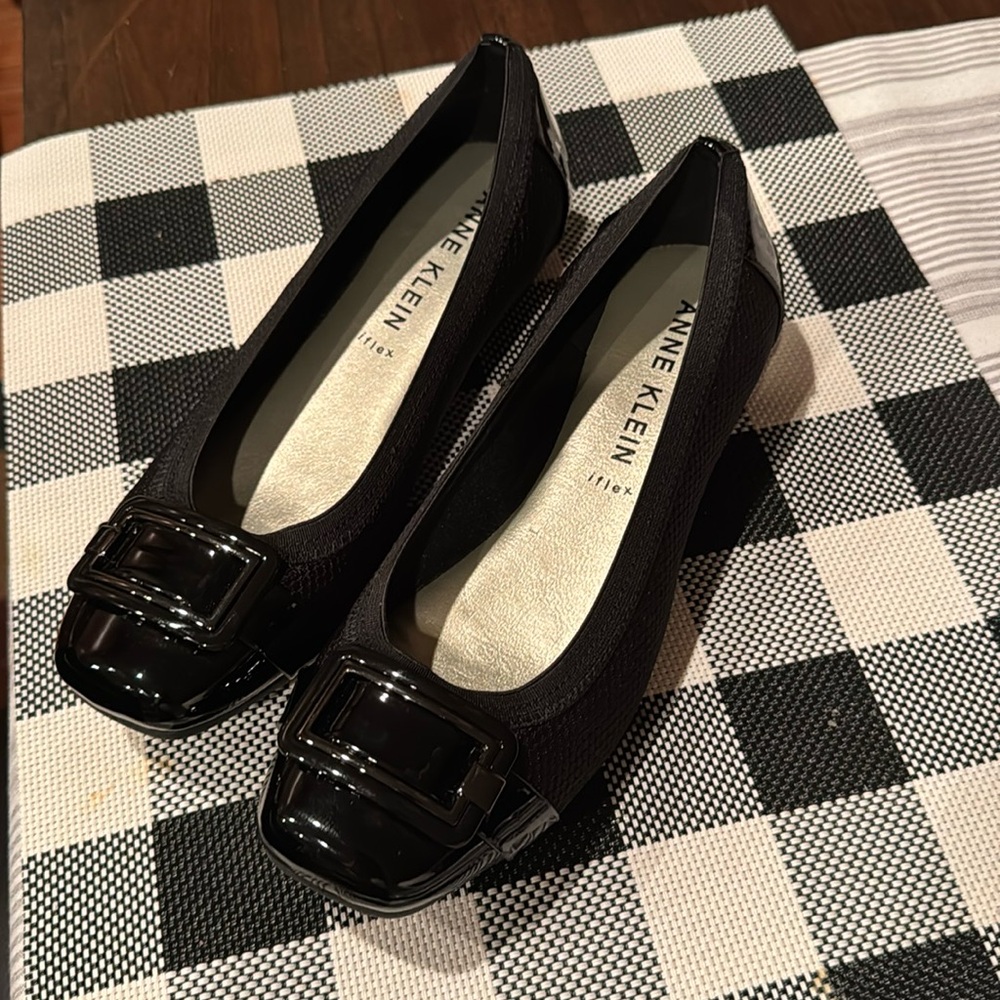 Anne Klein black shoes